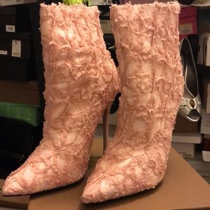 Pink 4 inch textured bootie.